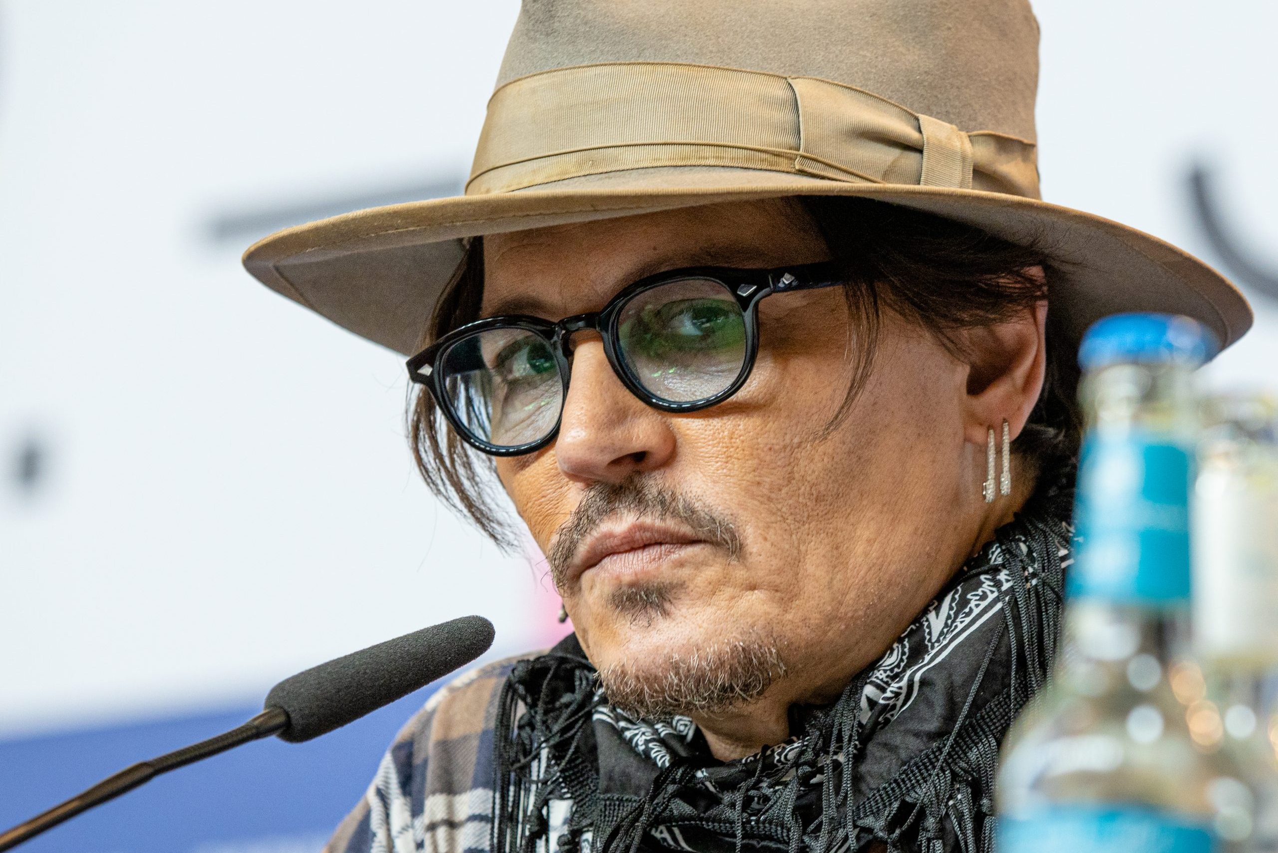 Read more about the article Verleumdung: Johnny Depp und Amber Heard legen Rechtsstreit bei